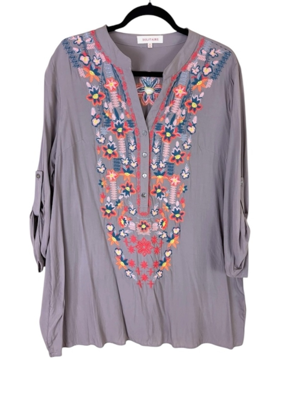 Solitaire‎ Gray Boho Rayon V-Neck Embroider Roll Tab Sleeve Tunic Top (XL)